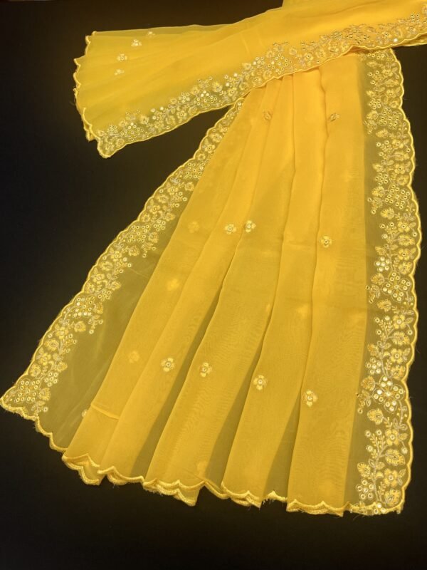 Gerorgette Embroidery Cut Work Dupatta ( 2.5 mtrs )