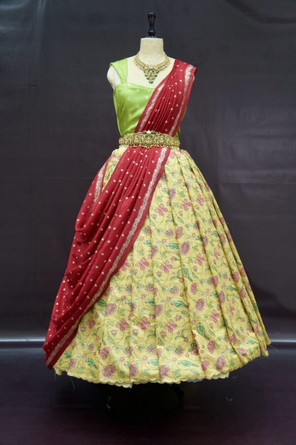 Kalamkari all over fabric and Russian Dola with weaving border dupatta
With Pure raw silk with zari boota Blouse ( Full Set )