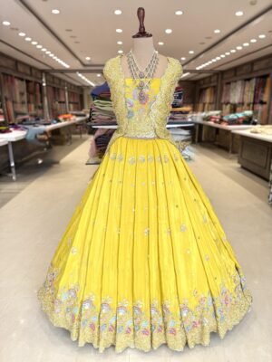 Tissue Lehenga fabric along with thread and kardana work with blouse contrast cutwork dupatta (fullest)
