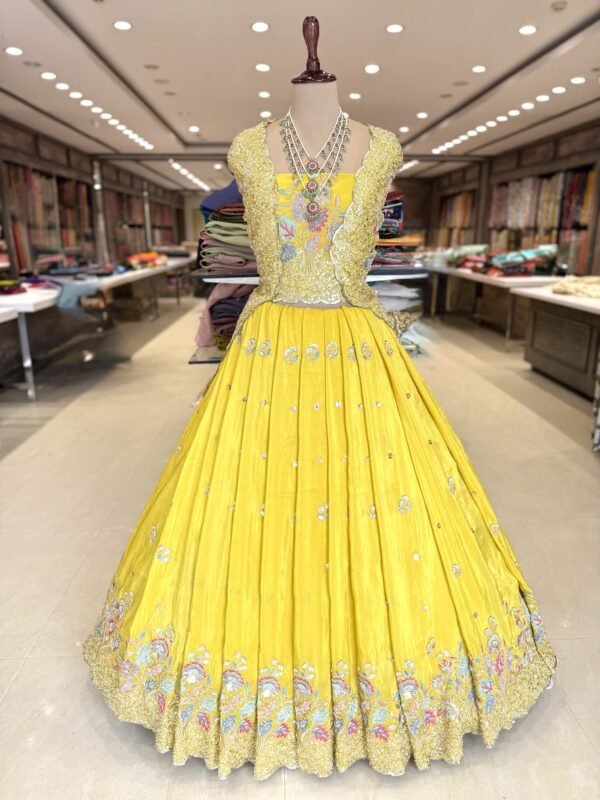 Tissue Lehenga fabric along with thread and kardana work with blouse contrast cutwork dupatta (fullest)